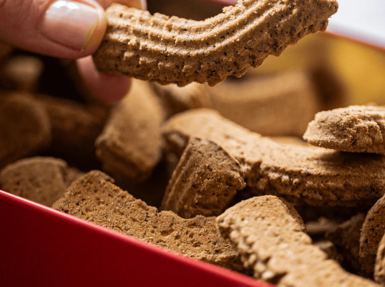 Biscotti Krumiri al caffè in latta - 250G - Image 3